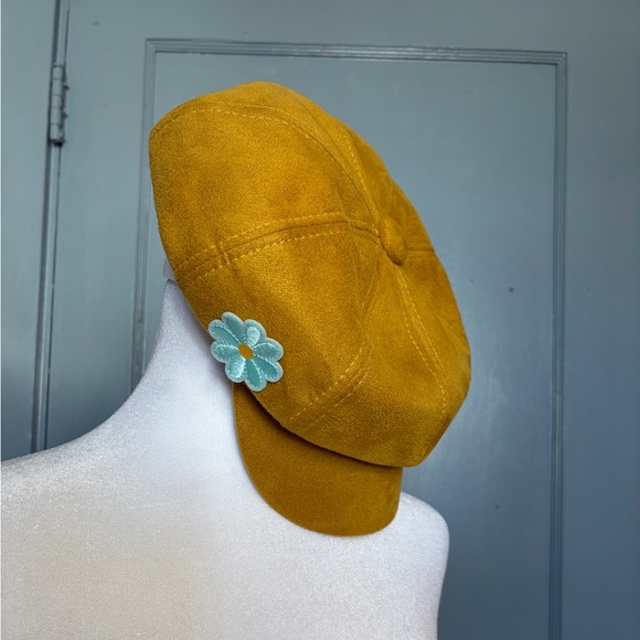 Source Unknown Accessories - Source Unknown Golden Beret with Sky Blue Floral Detail